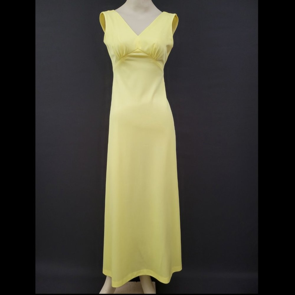 70s Yellow Sleeveless Maxi Dress